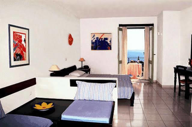 פיתגוריו Astra Village מראה חיצוני תמונה
